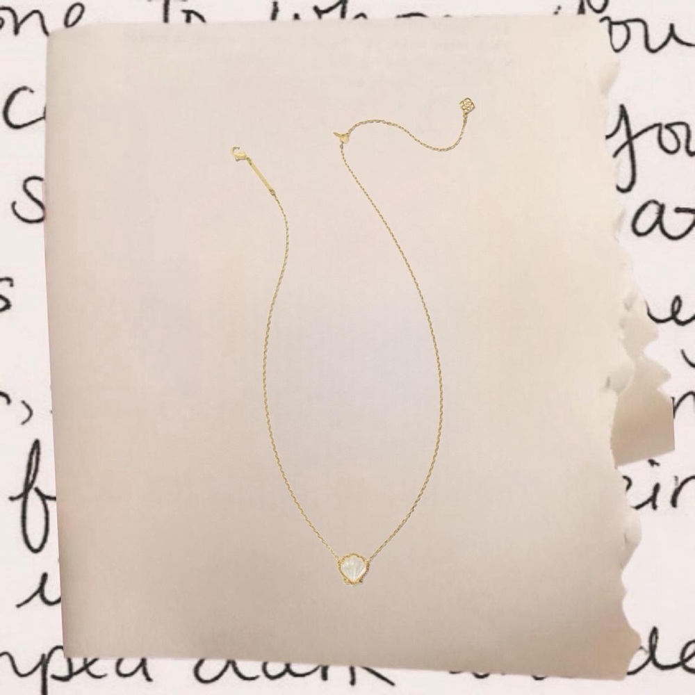 ivory mother of pearl shell necklace (nwt)